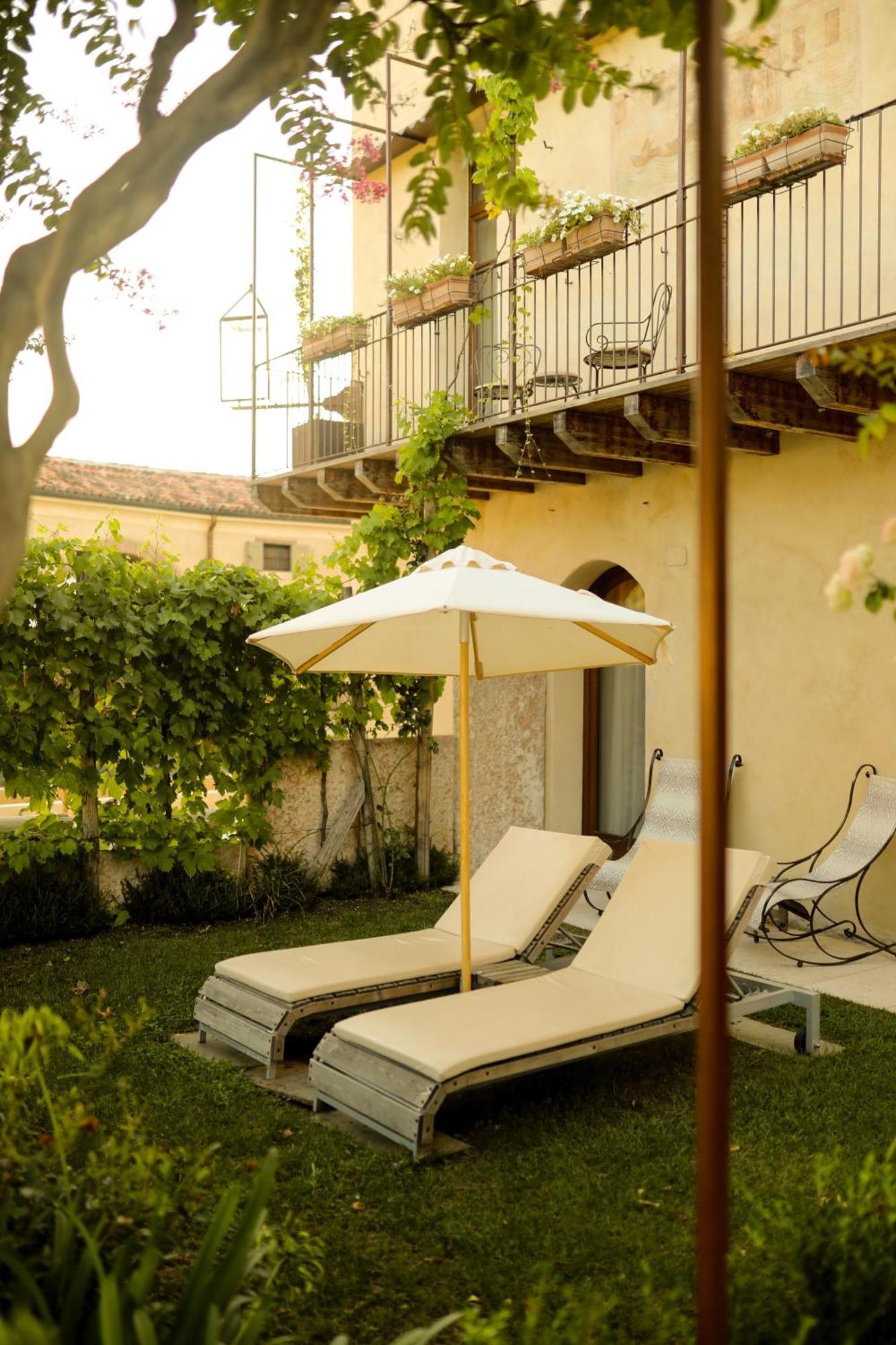 Corte Regia Relais & Spa Valeggio sul Mincio Esterno foto