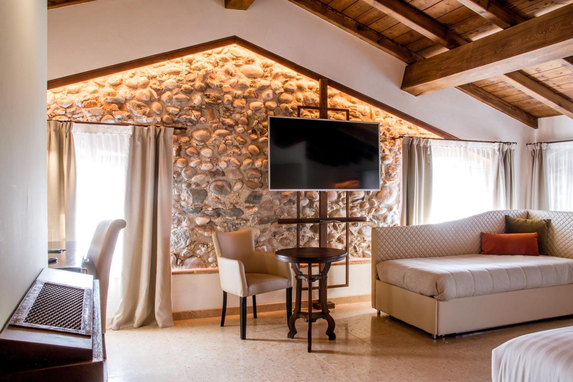 Corte Regia Relais & Spa Valeggio sul Mincio Esterno foto